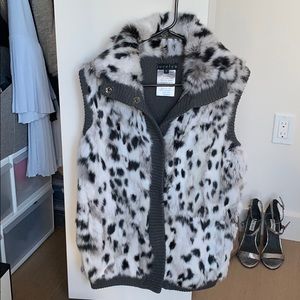 Jocelyn Natural Rabbit Fur Vest in Dyed Print Sz M